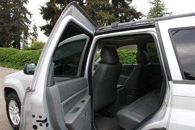 2007 Jeep Grand Cherokee Laredo   - Photo 15 - Shoreline, WA 98133