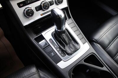 2013 Volkswagen CC Sport PZEV - Photo 8 - Shoreline, WA 98133