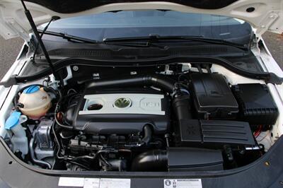 2013 Volkswagen CC Sport PZEV - Photo 17 - Shoreline, WA 98133
