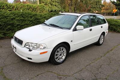 2004 Volvo V40   - Photo 1 - Shoreline, WA 98133