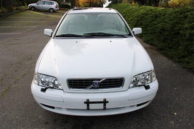 2004 Volvo V40   - Photo 10 - Shoreline, WA 98133