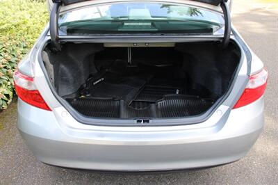2017 Toyota Camry LE   - Photo 16 - Shoreline, WA 98133
