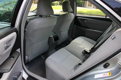 2017 Toyota Camry LE   - Photo 15 - Shoreline, WA 98133