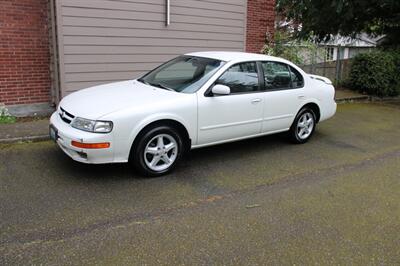 1999 Nissan Maxima SE - Photo 1 - Shoreline, WA 98133
