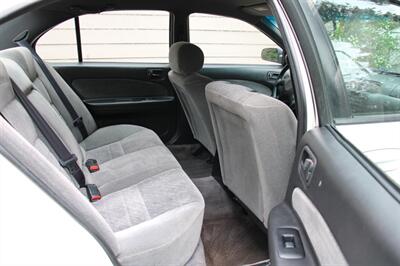 1999 Nissan Maxima SE - Photo 6 - Shoreline, WA 98133
