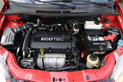 2009 Pontiac G3 Base 1-owner   - Photo 17 - Shoreline, WA 98133