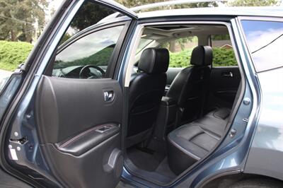 2012 Nissan Rogue SV w/SL Package   - Photo 16 - Shoreline, WA 98133