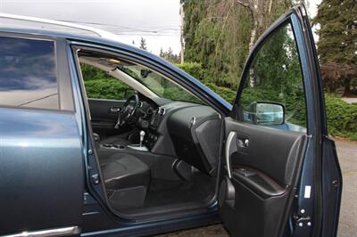2012 Nissan Rogue SV w/SL Package   - Photo 15 - Shoreline, WA 98133