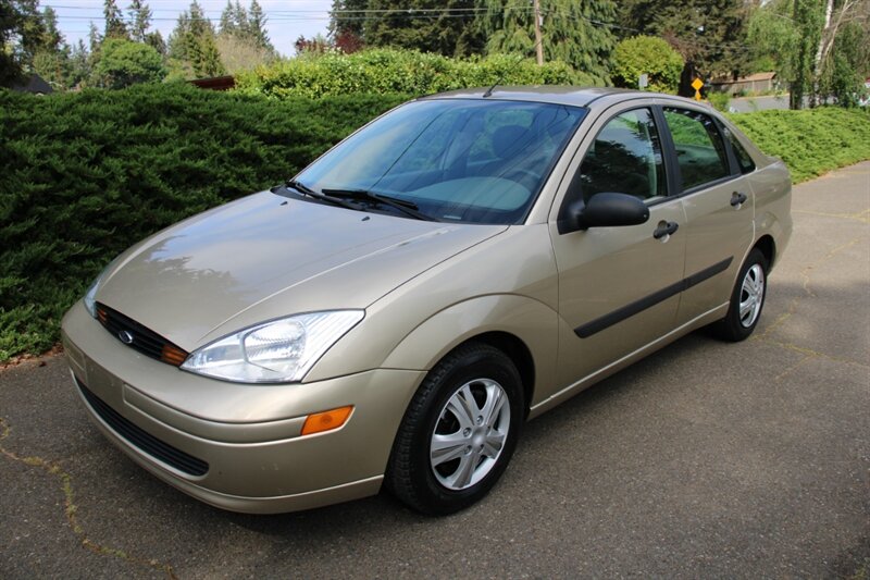 2001 Ford Focus LX  102K MILES   - Photo 1 - Shoreline, WA 98133