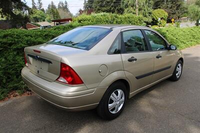 2001 Ford Focus LX  102K MILES   - Photo 3 - Shoreline, WA 98133