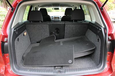 2012 Volkswagen Tiguan S   - Photo 15 - Shoreline, WA 98133