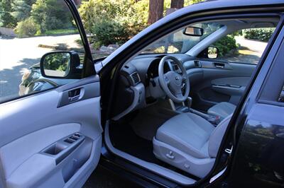 2010 Subaru Forester 2.5X Limited 1-owner   - Photo 5 - Shoreline, WA 98133