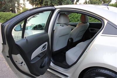 2014 Chevrolet Cruze 1LT Auto 72K MILES   - Photo 14 - Shoreline, WA 98133