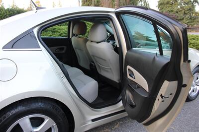 2014 Chevrolet Cruze 1LT Auto 72K MILES   - Photo 6 - Shoreline, WA 98133