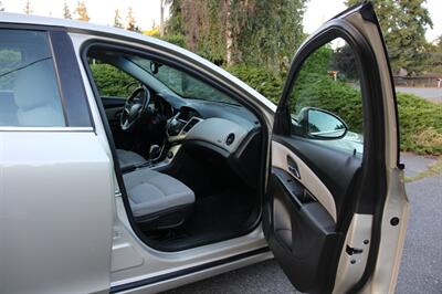 2014 Chevrolet Cruze 1LT Auto 72K MILES   - Photo 13 - Shoreline, WA 98133