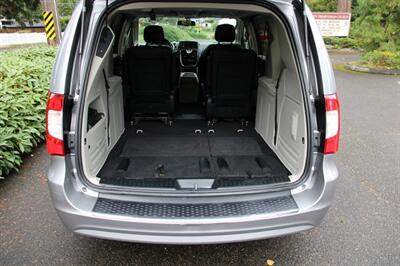 2014 Chrysler Town & Country Touring   - Photo 19 - Shoreline, WA 98133