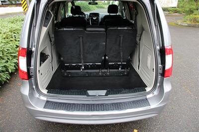 2014 Chrysler Town & Country Touring   - Photo 18 - Shoreline, WA 98133