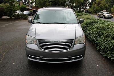2014 Chrysler Town & Country Touring   - Photo 11 - Shoreline, WA 98133