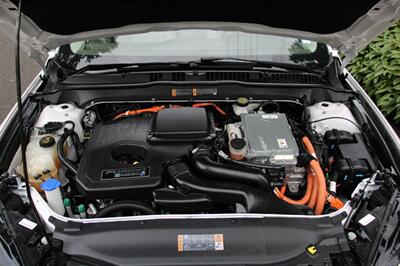 2017 Ford Fusion Energi Platinum   - Photo 18 - Shoreline, WA 98133