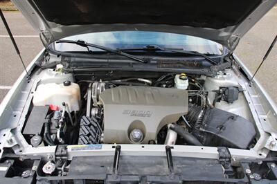 2004 Buick LeSabre Limited   - Photo 18 - Shoreline, WA 98133