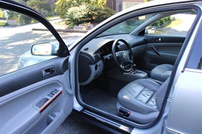 2002 Volkswagen Passat GLX 4Motion 1-owner   - Photo 5 - Shoreline, WA 98133