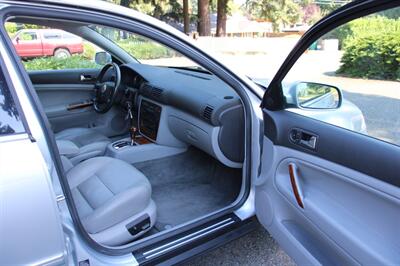 2002 Volkswagen Passat GLX 4Motion 1-owner   - Photo 14 - Shoreline, WA 98133