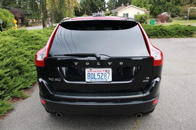 2010 Volvo XC60 T6   - Photo 10 - Shoreline, WA 98133