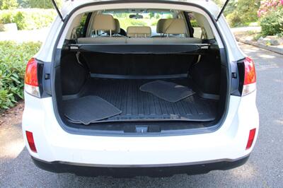 2013 Subaru Outback 2.5i Premium   - Photo 15 - Shoreline, WA 98133