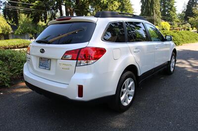 2013 Subaru Outback 2.5i Premium   - Photo 3 - Shoreline, WA 98133