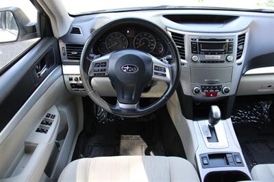 2013 Subaru Outback 2.5i Premium   - Photo 16 - Shoreline, WA 98133