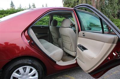 2005 Toyota Camry LE   - Photo 6 - Shoreline, WA 98133