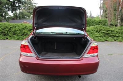 2005 Toyota Camry LE   - Photo 16 - Shoreline, WA 98133