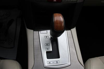 2013 Subaru Outback 2.5i Limited   - Photo 8 - Shoreline, WA 98133