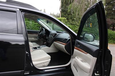 2013 Subaru Outback 2.5i Limited   - Photo 15 - Shoreline, WA 98133