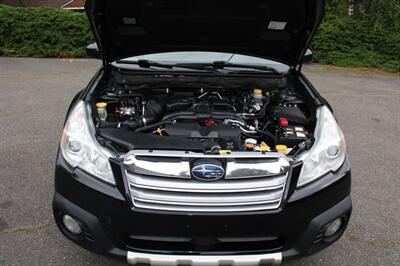 2013 Subaru Outback 2.5i Limited   - Photo 19 - Shoreline, WA 98133