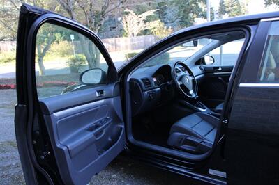 2009 Volkswagen Jetta SE PZEV   - Photo 5 - Shoreline, WA 98133