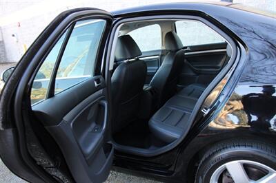 2009 Volkswagen Jetta SE PZEV   - Photo 16 - Shoreline, WA 98133