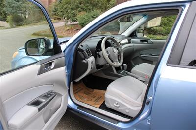2012 Subaru Forester 2.5X Premium   - Photo 5 - Shoreline, WA 98133