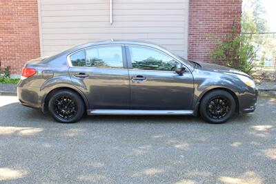 2011 Subaru Legacy 2.5i Premium   - Photo 11 - Shoreline, WA 98133
