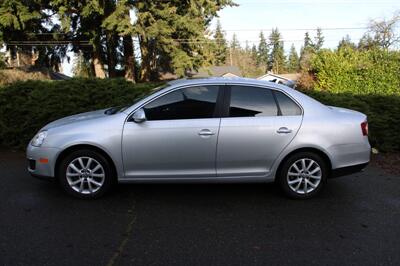 2010 Volkswagen Jetta SEL PZEV   - Photo 13 - Shoreline, WA 98133