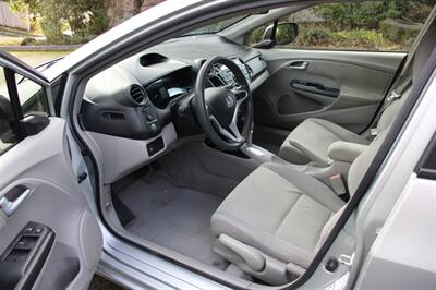 2014 Honda Insight LX   - Photo 5 - Shoreline, WA 98133