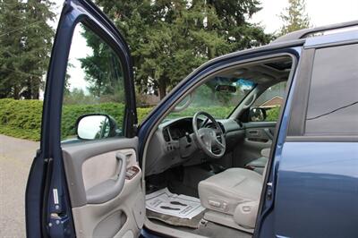 2002 Toyota Sequoia SR5 1-owner   - Photo 5 - Shoreline, WA 98133