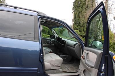 2002 Toyota Sequoia SR5 1-owner   - Photo 15 - Shoreline, WA 98133
