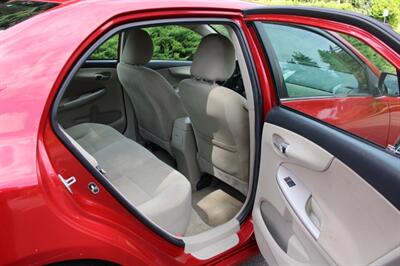 2013 Toyota Corolla LE 1-owner   - Photo 6 - Shoreline, WA 98133
