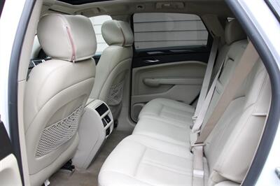 2010 Cadillac SRX Performance Collection   - Photo 15 - Shoreline, WA 98133
