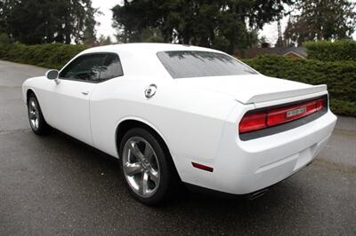 2013 Dodge Challenger SXT   - Photo 4 - Shoreline, WA 98133