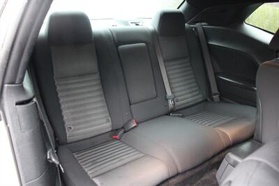 2013 Dodge Challenger SXT   - Photo 6 - Shoreline, WA 98133