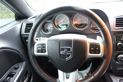2013 Dodge Challenger SXT   - Photo 17 - Shoreline, WA 98133