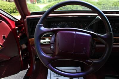 1995 Buick LeSabre Limited - Photo 16 - Shoreline, WA 98133
