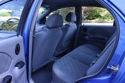 2005 Chevrolet Aveo LS   - Photo 13 - Shoreline, WA 98133